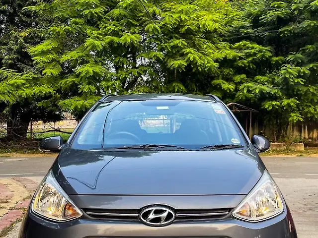 Used 2015 Hyundai Grand i10 in Kanpur Used 2015 Hyundai Grand i10 in Kanpur