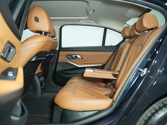 Second Hand 2022 BMW Series Gran Limousine 320Ld Luxury Line for