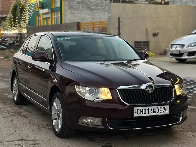 Used 2011 Skoda Superb in Chandigarh Used 2011 Skoda Superb in Chandigarh
