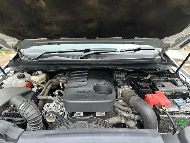 Used Ford Endeavour [2016-2019] Titanium 3.2 4x4 AT in Mumbai