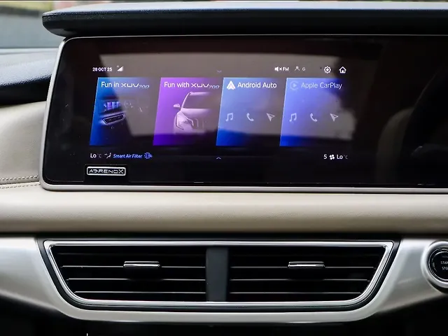 Used Mahindra XUV700 AX 7 Petrol MT 7 STR [2021] in Delhi