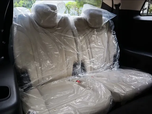 Used Mahindra XUV700 AX 7 Petrol MT 7 STR [2021] in Delhi