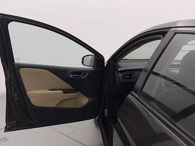 Used Honda City 4th Generation V Petrol in Delhi Used Honda City 4th Generation V Petrol in Delhi