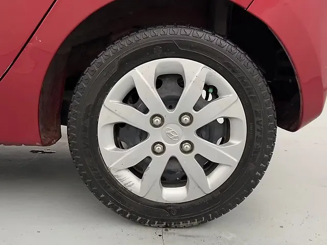 Used Hyundai Eon Sportz in Lucknow