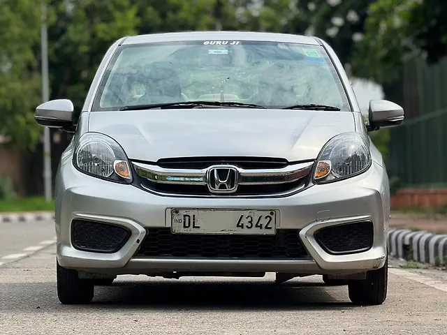 Used 2016 Honda Amaze in Delhi