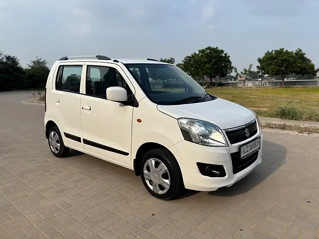 Used 2015 Maruti Suzuki Wagon R in Ahmedabad