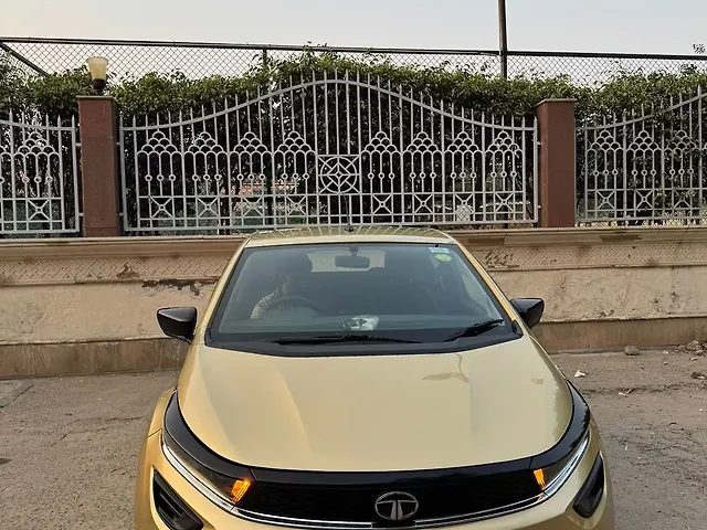 Used 2021 Tata Altroz in Delhi