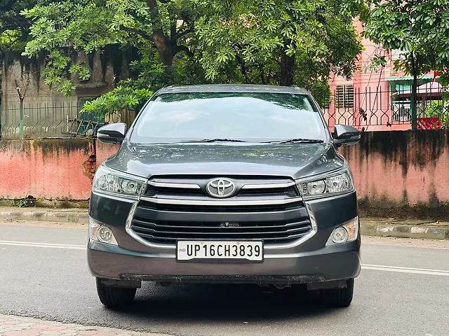 Used 2019 Toyota Innova Crysta in Delhi