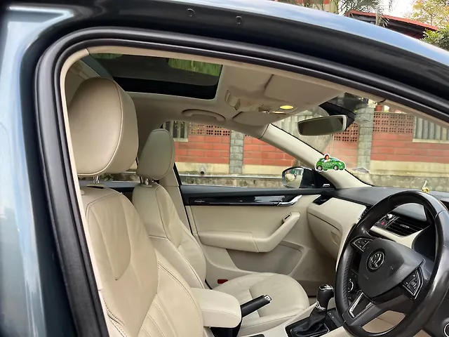 Used Skoda Octavia [2017-2021] 1.8 TSI L&K in Bangalore