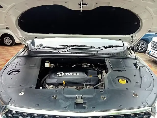 Used MG Hector [2021-2023] Sharp 2.0 Diesel Turbo MT in Mumbai