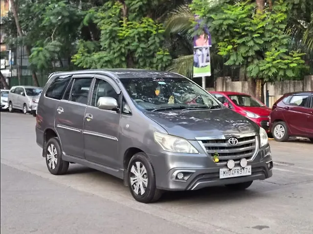Used 2012 Toyota Innova in Mumbai