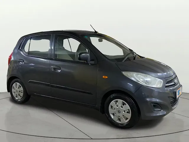 Used 2013 Hyundai i10 in Surat