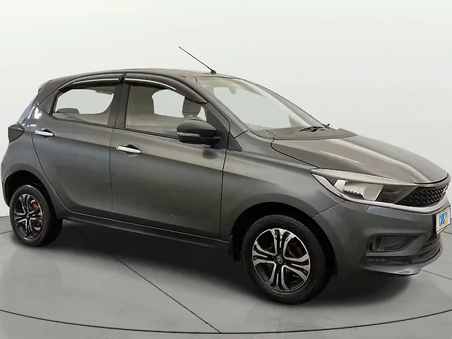 Used 2022 Tata Tiago in Delhi