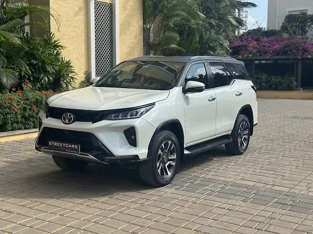 Used Toyota Fortuner Legender 2.8 4X4 AT in Bangalore