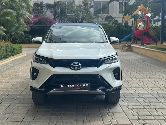 Used Toyota Fortuner Legender 2.8 4X4 AT in Bangalore