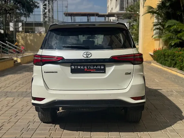 Used Toyota Fortuner Legender 2.8 4X4 AT in Bangalore