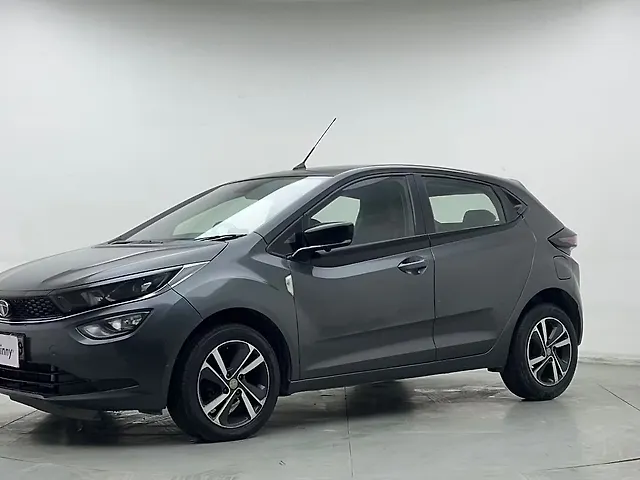 Used 2020 Tata Altroz in Delhi