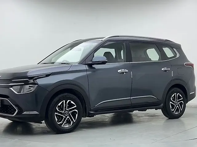 Used 2022 Kia Carens in Delhi