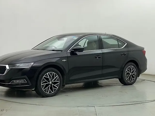 Used 2021 Skoda Octavia in Mumbai