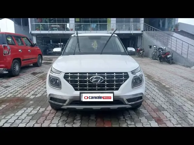 Used 2021 Hyundai Venue in Bettiah