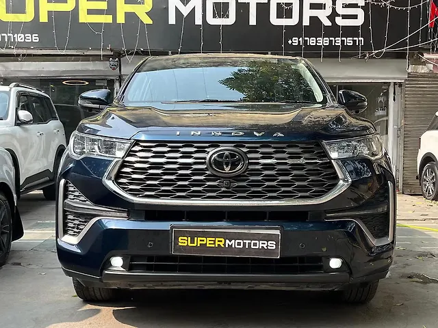 Used 2023 Toyota Innova Hycross in Delhi Used 2023 Toyota Innova Hycross in Delhi