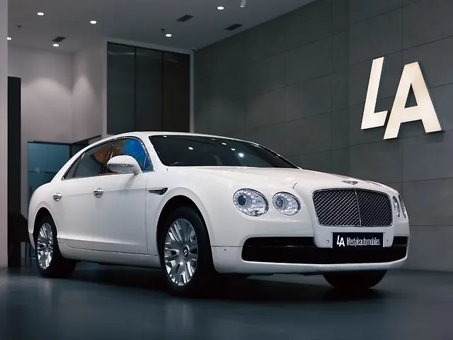 Used 2016 Bentley Continental Flying Spur in Kolkata