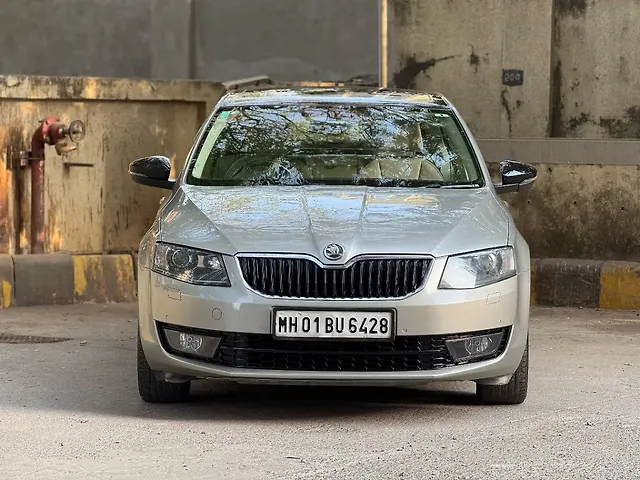 Used 2014 Skoda Octavia in Mumbai
