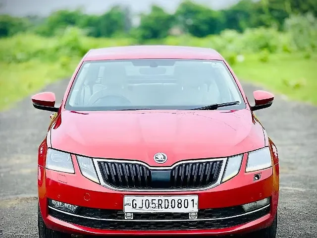 Used 2017 Skoda Octavia in Surat