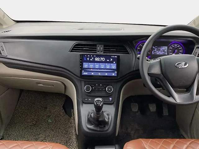 Used Mahindra Marazzo M2 Diesel Turbo Manual 8 STR in Chennai