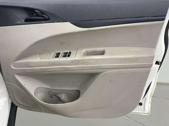 Used Mahindra Marazzo M2 Diesel Turbo Manual 8 STR in Chennai
