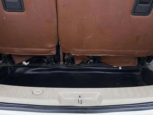 Used Mahindra Marazzo M2 Diesel Turbo Manual 8 STR in Chennai