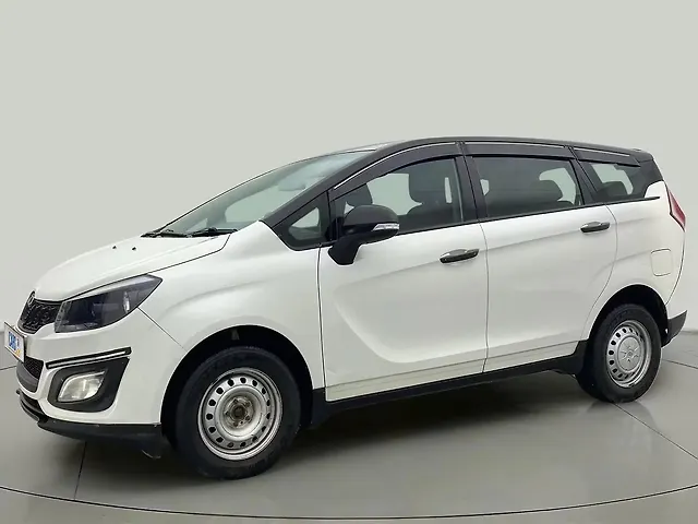 Used Mahindra Marazzo M2 Diesel Turbo Manual 8 STR in Chennai
