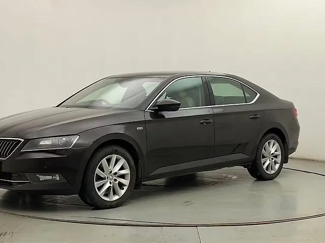 Used 2016 Skoda Superb in Mumbai Used 2016 Skoda Superb in Mumbai