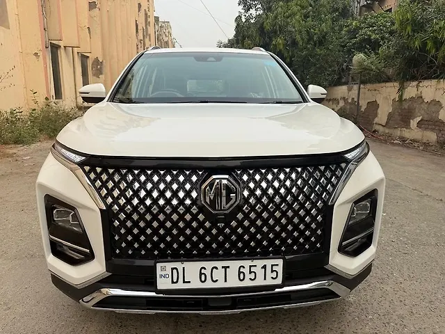 Used 2024 MG Hector Plus in Delhi