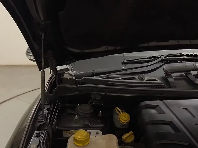 Used Mahindra XUV500 [2015-2018] W8 [2015-2017] in Mumbai