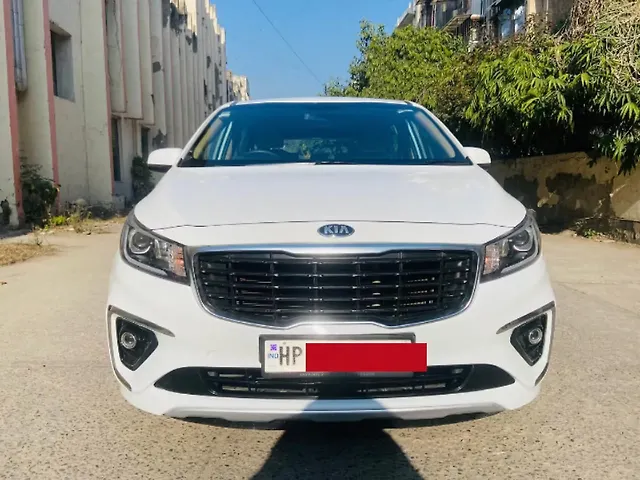 Used 2020 Kia Carnival in Delhi Used 2020 Kia Carnival in Delhi