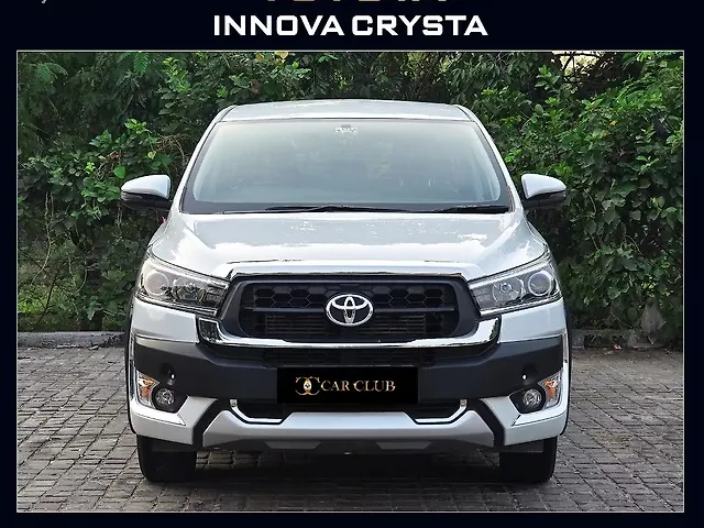 Used 2025 Toyota Innova Crysta in Delhi