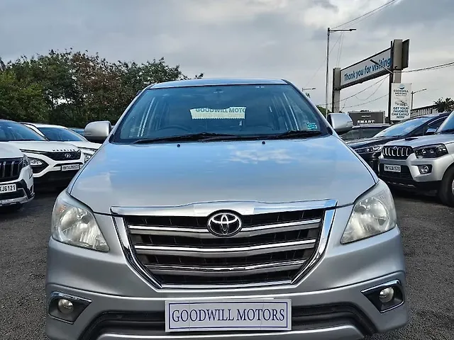 Used 2014 Toyota Innova in Pune