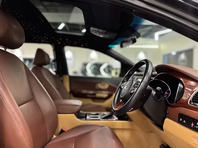 Used Kia Carnival [2020-2023] Prestige 7 STR in Delhi