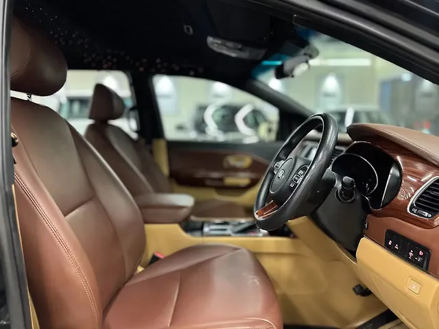 Used Kia Carnival [2020-2023] Prestige 7 STR in Delhi