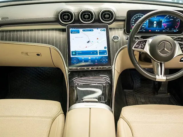 Used Mercedes-Benz C-Class C 200 in Delhi