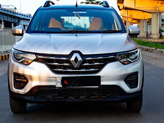 Used 2022 Renault Triber in Kolkata