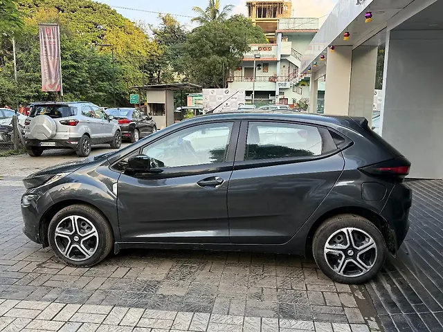 Used 2020 Tata Altroz in Nashik Used 2020 Tata Altroz in Nashik