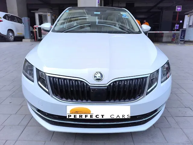 Used 2019 Skoda Octavia in Mumbai