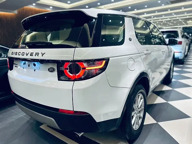 Used 2017 Land Rover Discovery Sport in Delhi Used 2017 Land Rover Discovery Sport in Delhi