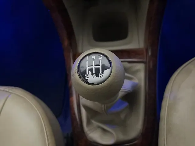 Used Maruti Suzuki Swift DZire [2011-2015] VDI in Hyderabad