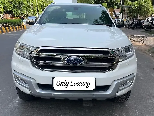 Used 2017 Ford Endeavour in Ahmedabad Used 2017 Ford Endeavour in Ahmedabad