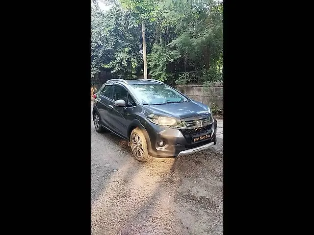 Used 2017 Honda WR-V in Delhi Used 2017 Honda WR-V in Delhi