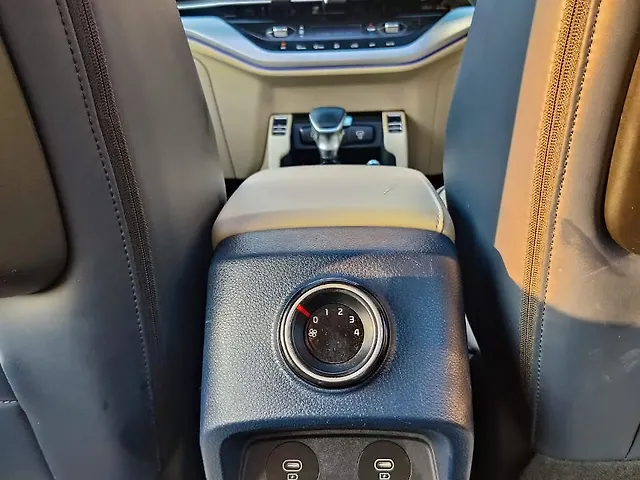 Used Kia Carens [2022-2023] Luxury Plus 1.5 Diesel AT 7 STR in Mumbai