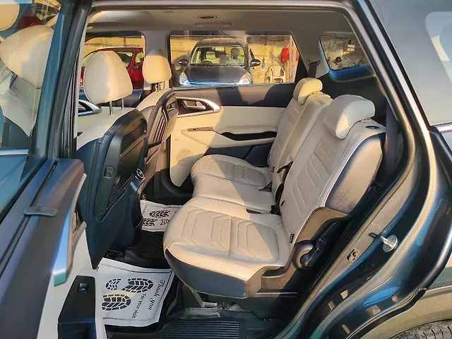 Used Kia Carens [2022-2023] Luxury Plus 1.5 Diesel AT 7 STR in Mumbai